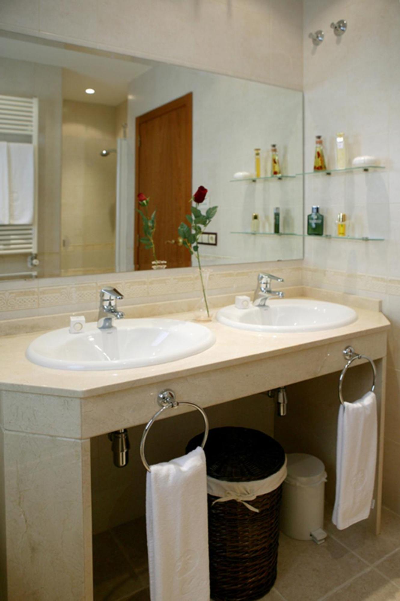 Apartamentos Albir Confort - Avenida 1 Dorm البير المظهر الخارجي الصورة