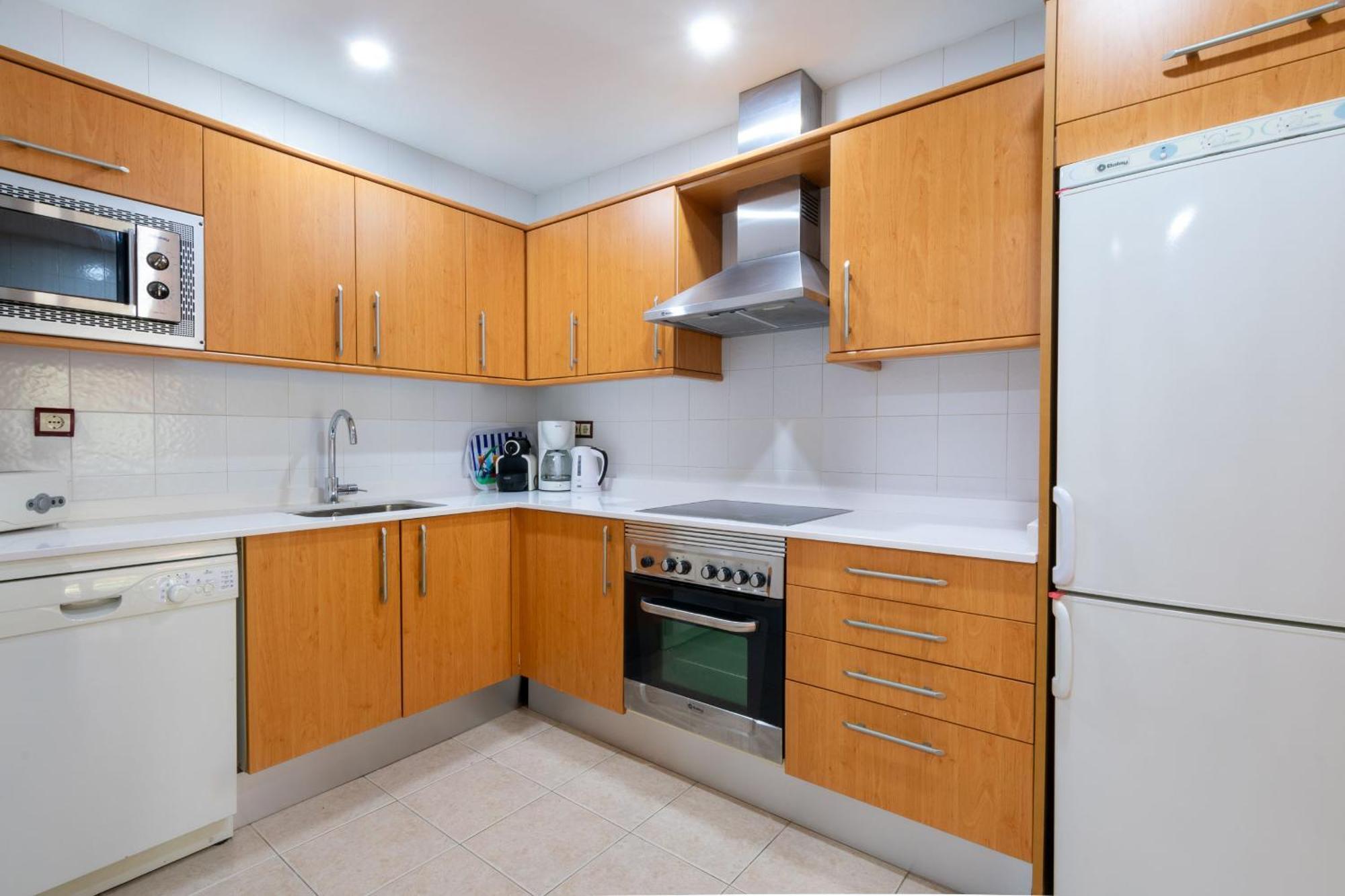 Apartamentos Albir Confort - Avenida 1 Dorm البير المظهر الخارجي الصورة